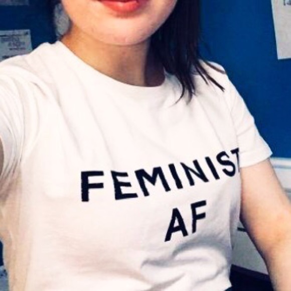 ✨HP!✨Feminist Tee - Picture 7 of 8